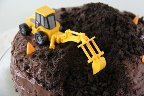 A világ legmenőbb szülinapi építőgépes tortája