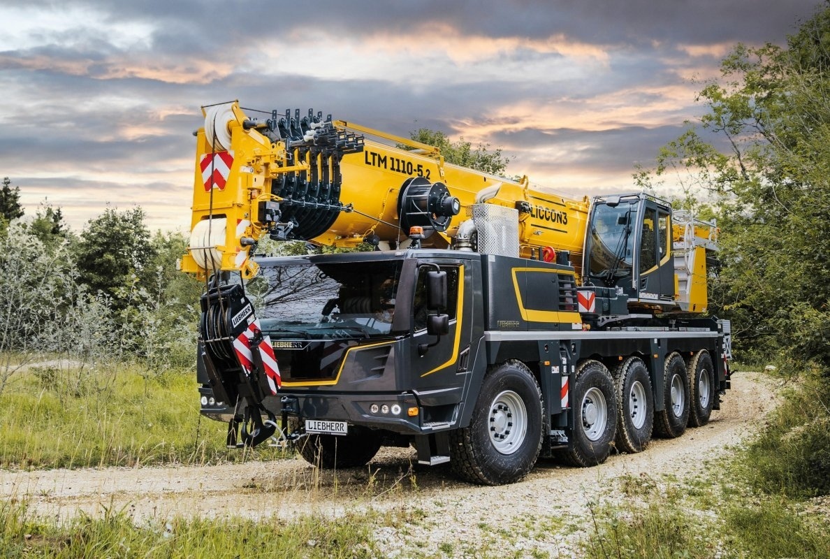 Itt a Liebherr LTM 1110 5.2 aut daru MA P Online