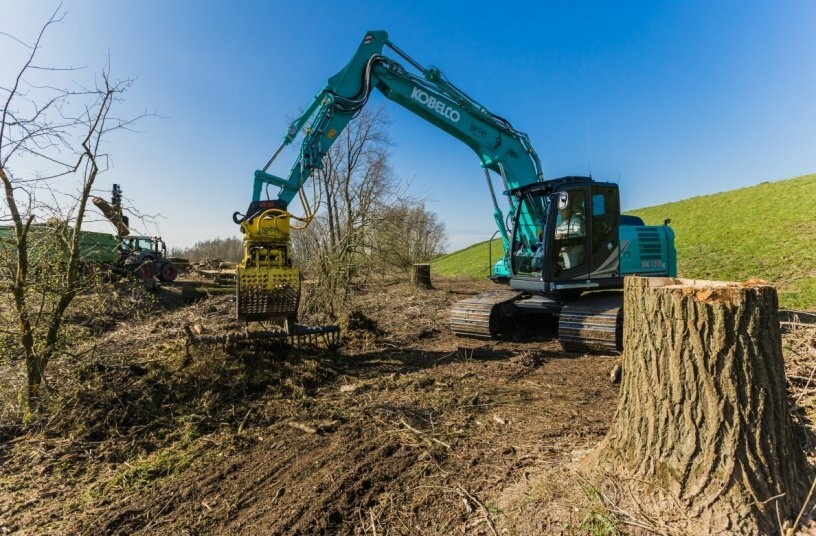 Kobelco SK130LC-11