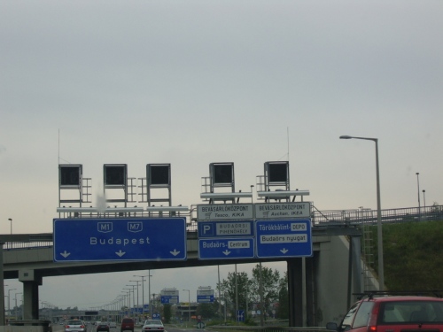 Budaörsön üzembe állt a világ egyik legokosabb autópálya-szakasza